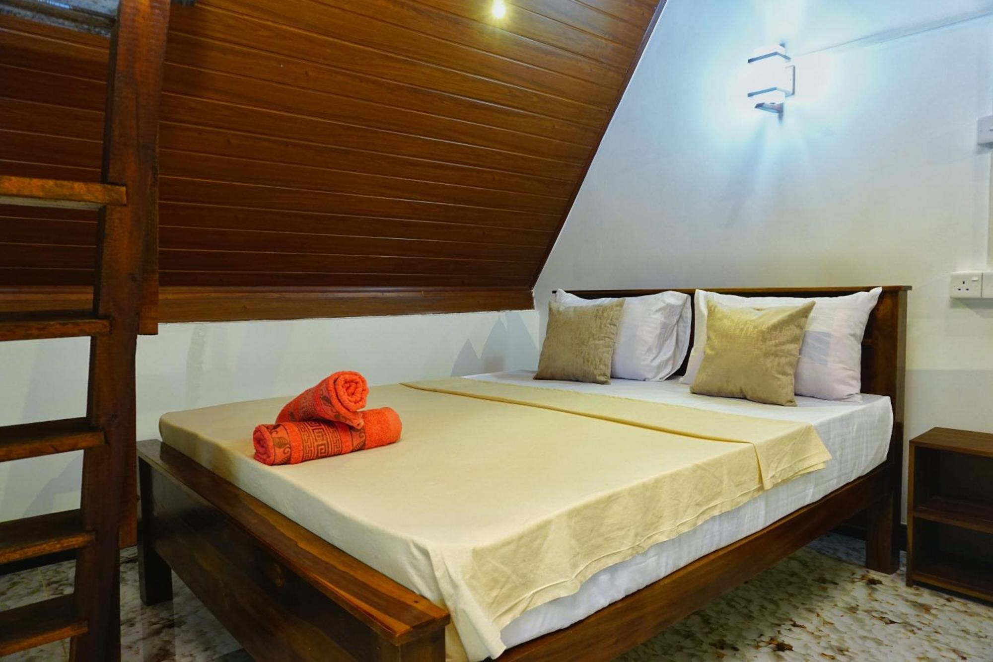 Sky Villa Сигирия Экстерьер фото